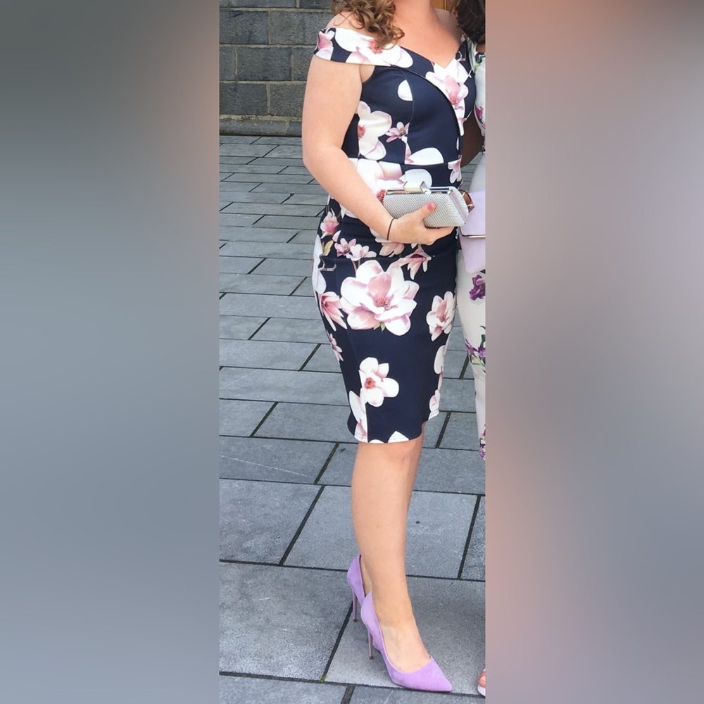 Floral midi dress Size M